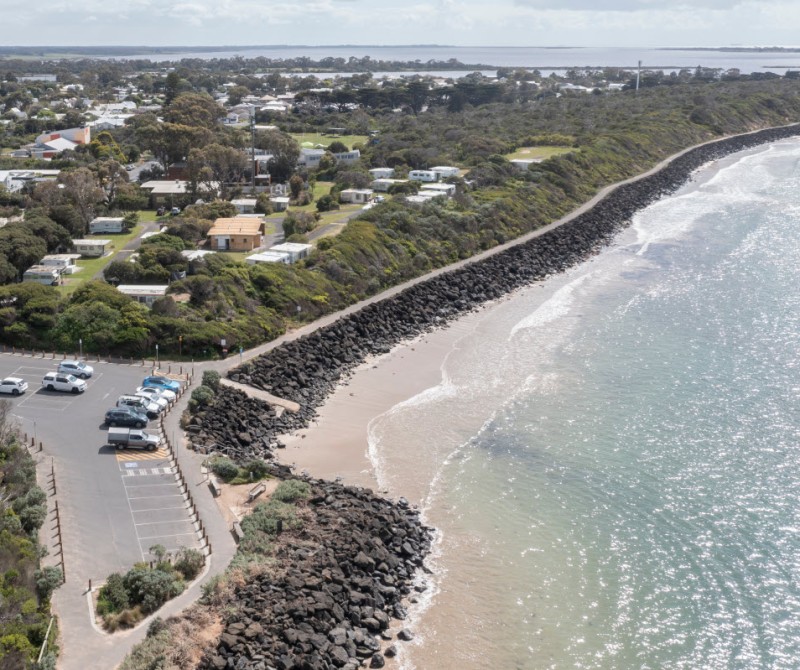 Golighty Park Beach and Surrounds 1200px 00