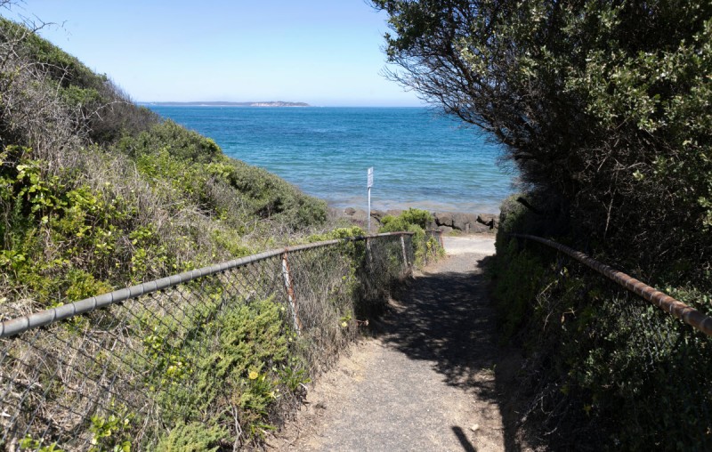 Golighty Park Beach and Surrounds 1200px 06