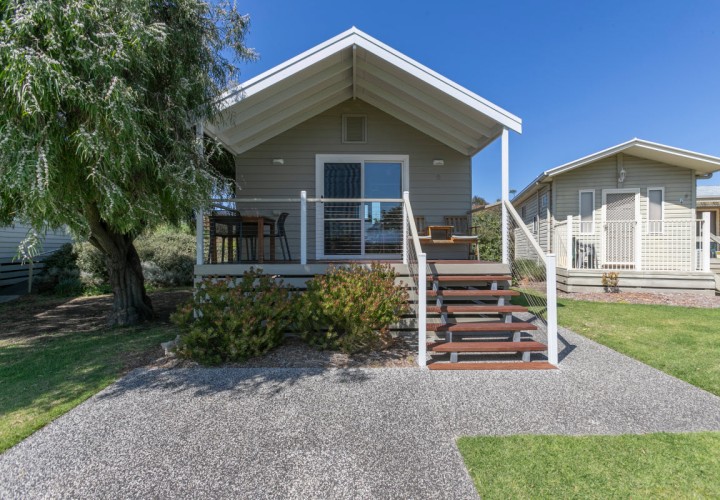 QRR 4 5 Park View Cabin 1200px 00