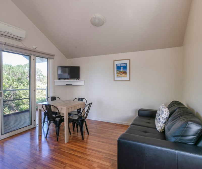 QRR 4 5 Park View Cabin 1200px 06