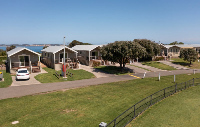 QRR Aerial View Cabins 1200px 07