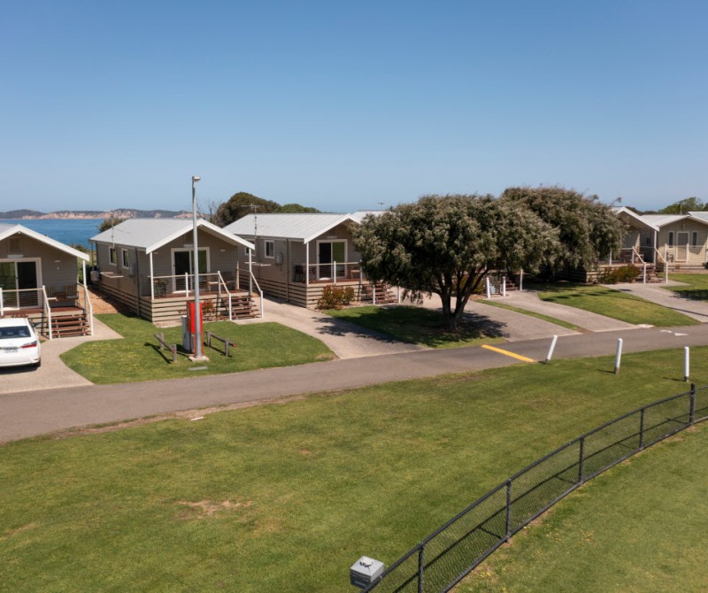 QRR Aerial View Cabins 1200px 07