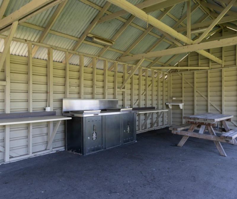 Royal Park BBQ Area 1200px 00
