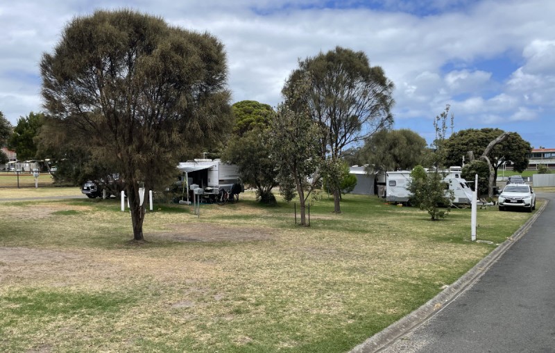 Victoria Park Camping 1200px 01